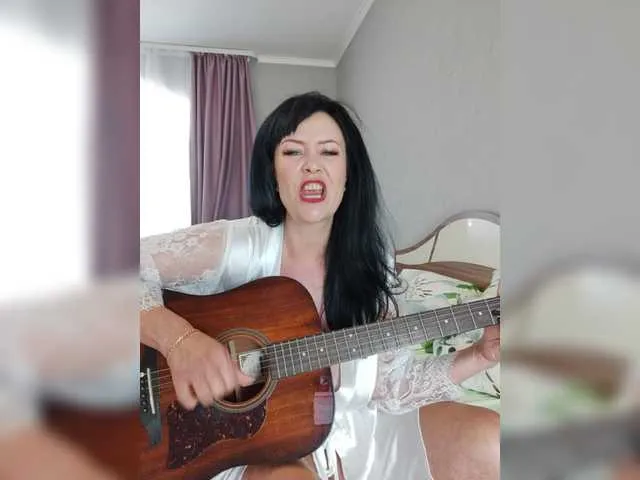 Live sex webcam photo for JustOlga #274572466