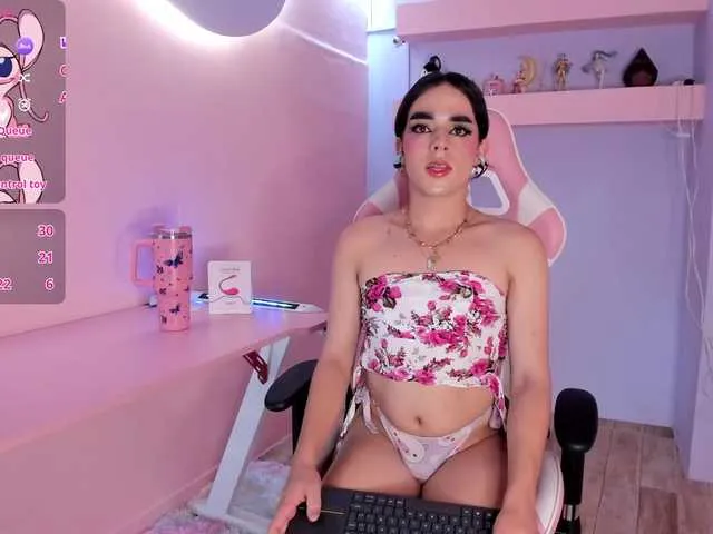 Live sex webcam photo for JustinePerry #290593649
