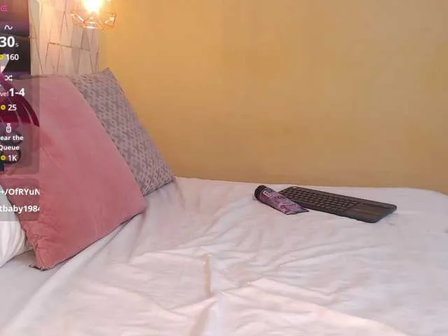 Live sex webcam photo for JustinePerry #291157815