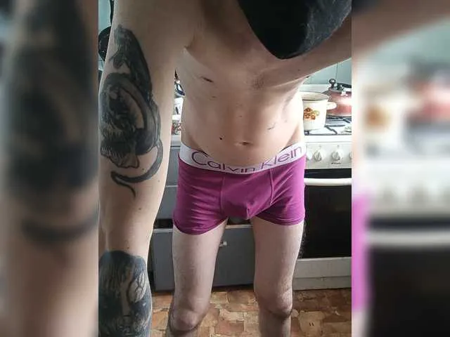 Live sex webcam photo for Justvibe20 #293881730