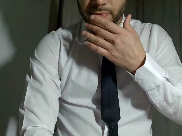 Live sex webcam photo for Justyn11 #290905703