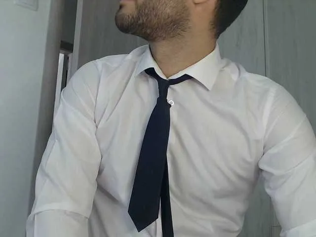 Live sex webcam photo for Justyn11 #291142836