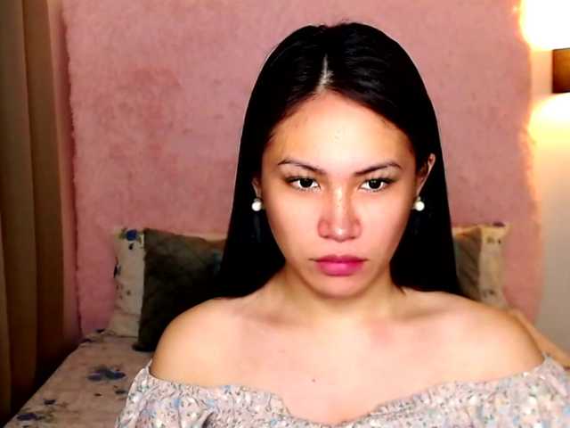 Live sex webcam photo for JuviaLockser #275686827