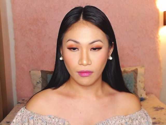 Live sex webcam photo for JuviaLockser #275723963