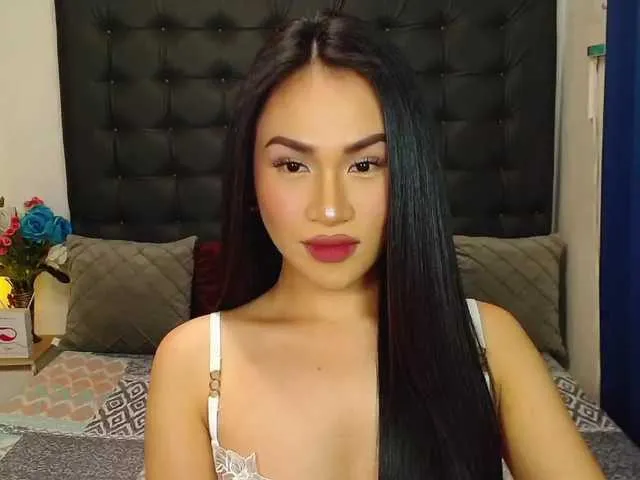 Live sex webcam photo for JuviaLockser #291225941