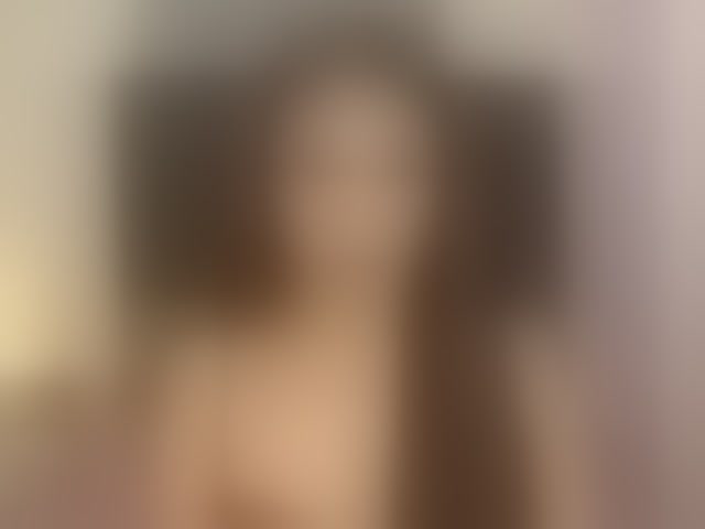 Live sex webcam photo for JuviaLockser #294107018