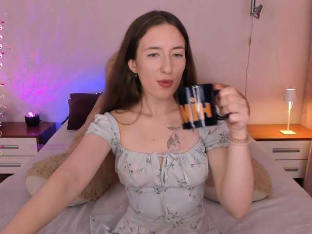 Live sex webcam photo for Jyddi #277591306