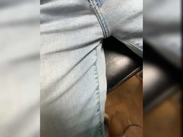 Live sex webcam photo for K1mono1 #275706684