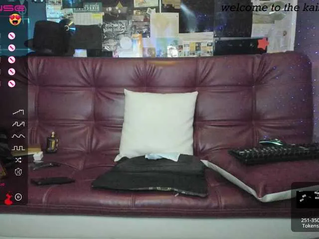 Live sex webcam photo for KAISER679 #275556115