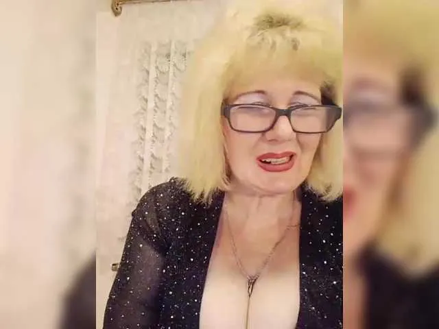 Live sex webcam photo for KASANDRABOLOSHKA #292420222