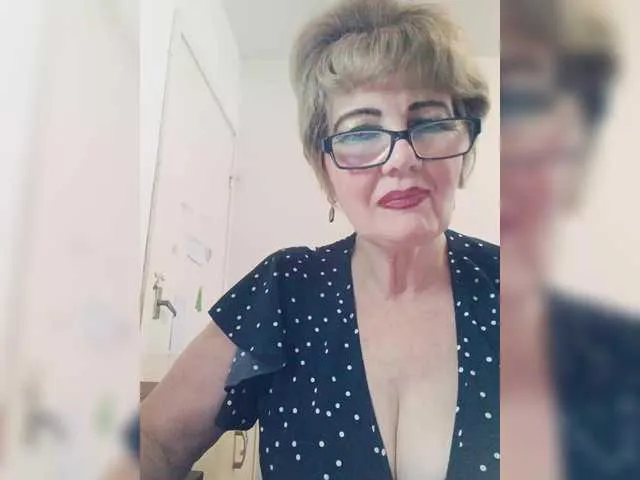 Live sex webcam photo for KASANDRABOLOSHKA #292754793