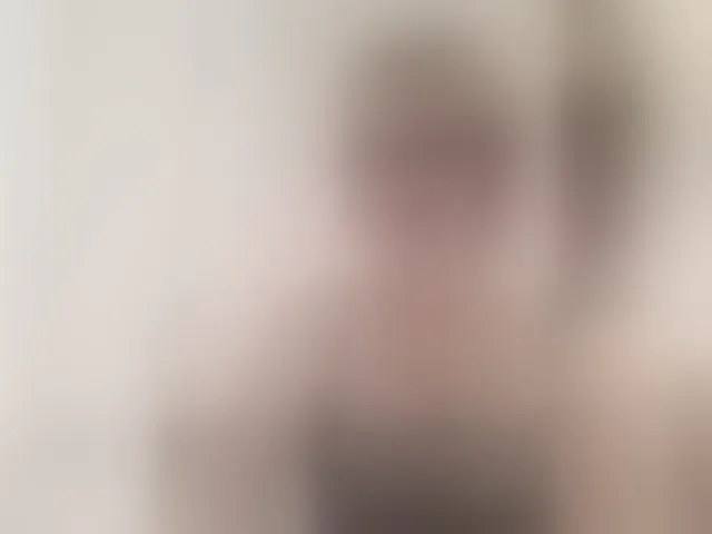 Live sex webcam photo for KASANDRABOLOSHKA #293955924