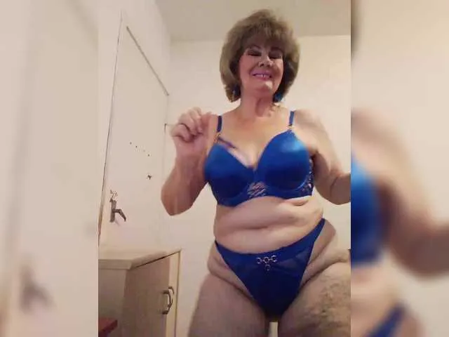 Live sex webcam photo for KASANDRABOLOSHKA #294118119
