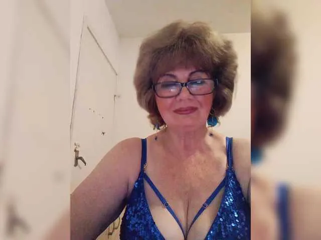Live sex webcam photo for KASANDRABOLOSHKA #294122644