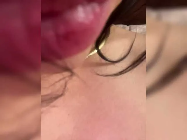 Live sex webcam photo for KATALINAcherry1 #292031364