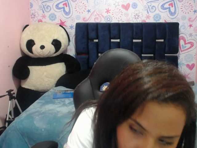 Live sex webcam photo for KATERIN-FOX #276730108