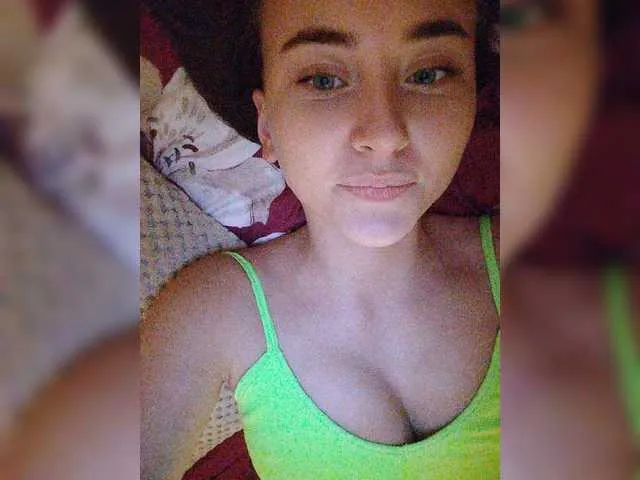 Live sex webcam photo for KATERISHKA #276719544