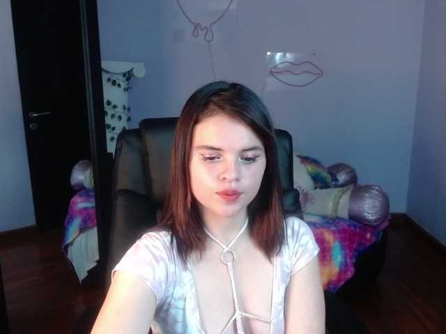 Live sex webcam photo for KATHY-SNOW #271990210