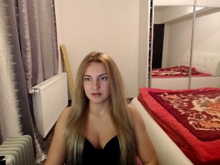 Live sex webcam photo for KATYDIAZ #215194805