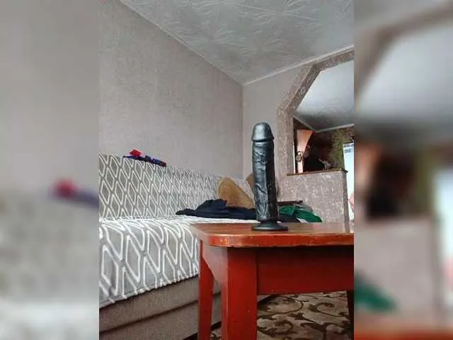 Live sex webcam photo for KD-06-02 #292346375