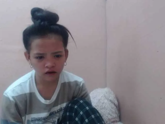 Live sex webcam photo for KEYCIshowlove #271941571