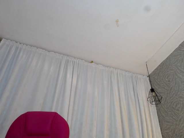 Live sex webcam photo for KEYRAMILLER #290392208