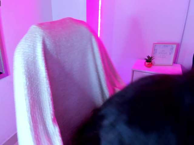 Live sex webcam photo for KHLOE-DM #273788773