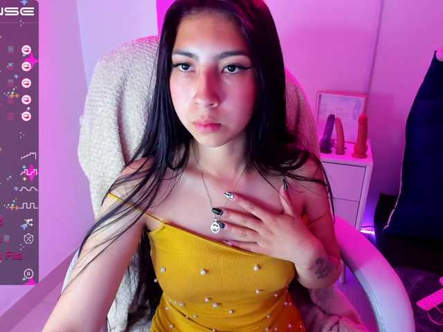 Live sex webcam photo for KHLOE-DM #274032012