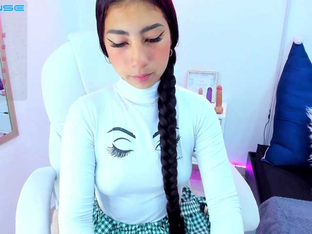 Live sex webcam photo for KHLOE-DM #274176169