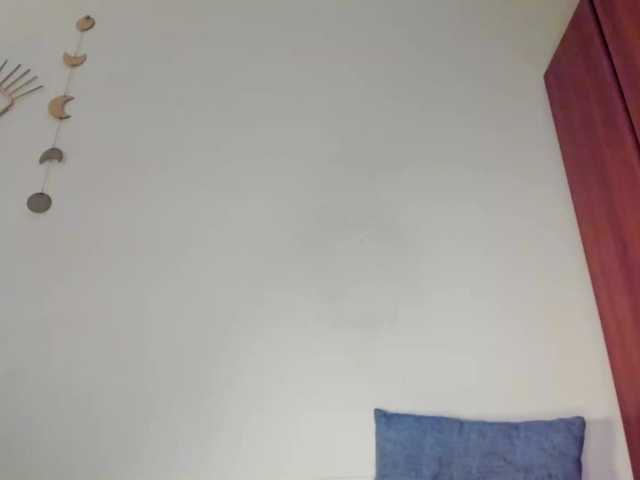Live sex webcam photo for KIARAPRETTY #288074214