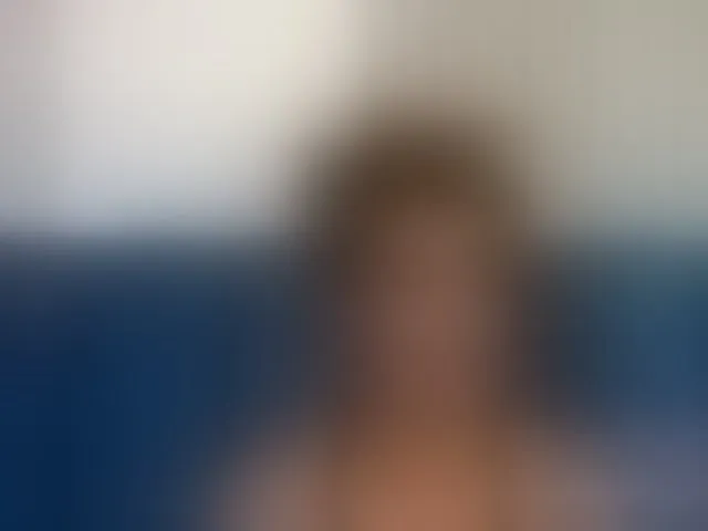 Live sex webcam photo for KIARATENTATION #293776660