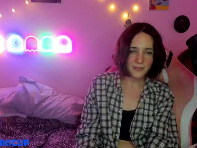 Live sex webcam photo for KIKI-ROSE #278242774