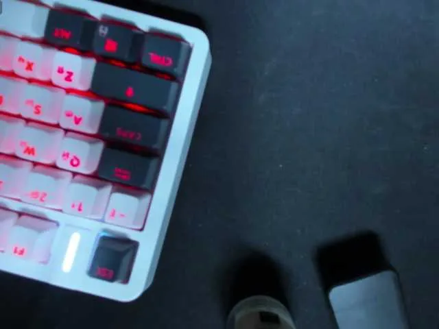 Live sex webcam photo for KIKIKrash #291693535