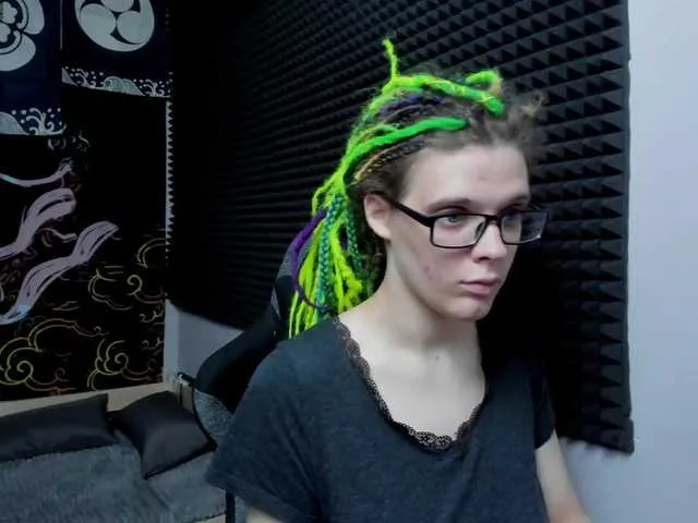 Live sex webcam photo for KIKIKrash #291861060