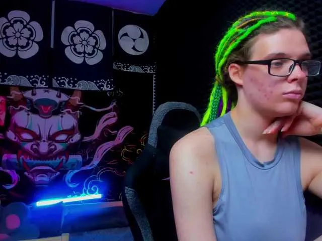 Live sex webcam photo for KIKIKrash #291947333