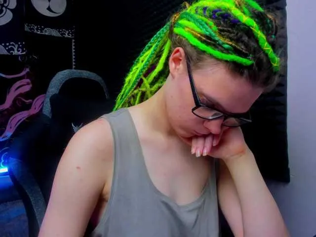 Live sex webcam photo for KIKIKrash #291949210