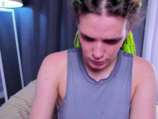 Live sex webcam photo for KIKIKrash #292096782