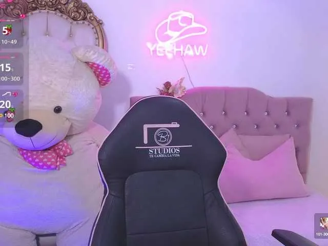 Live sex webcam photo for KISSI-TAY #291286985