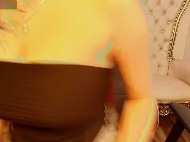 Live sex webcam photo for KISSI-TAY #291615321