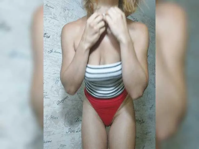 Live sex webcam photo for KKoketkaa #275925750