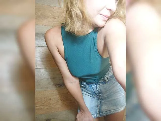 Live sex webcam photo for KKoketkaa #276337063