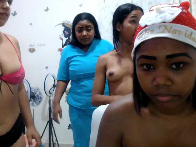 Live sex webcam photo for KLR-Hot69 #271714960