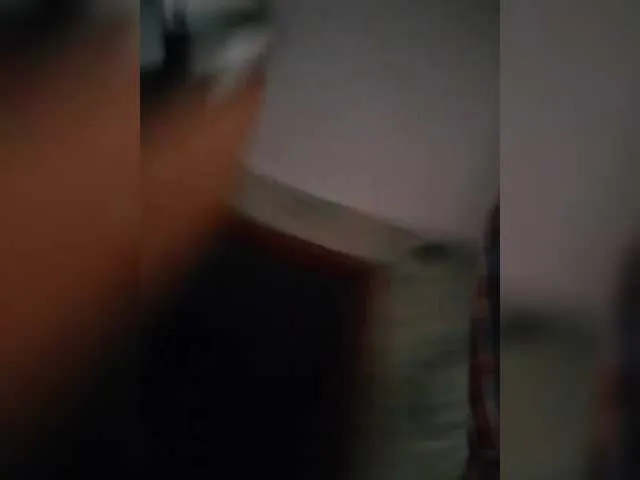 Live sex webcam photo for KONFETKAA-1 #291021640