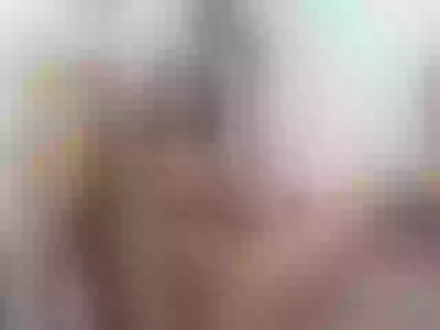 Live sex webcam photo for KOURTNEY- #290189727