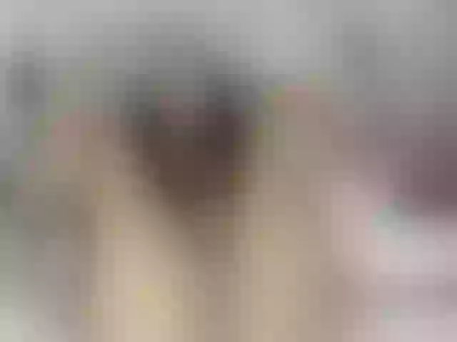 Live sex webcam photo for KOURTNEY- #290327342