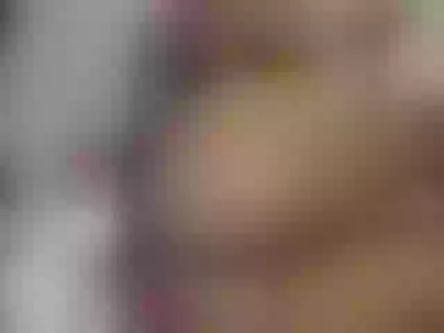 Live sex webcam photo for KOURTNEY- #290852647