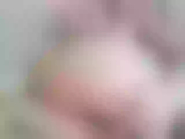 Live sex webcam photo for KOURTNEY- #292288411