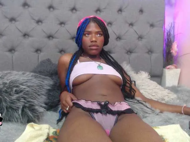 Live sex webcam photo for Kaia-Baker #274143037