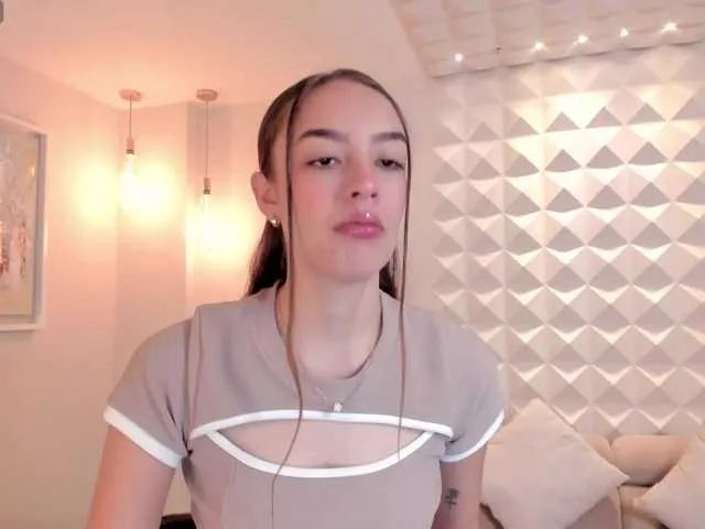 Live sex webcam photo for KaiaFerreira #290308181
