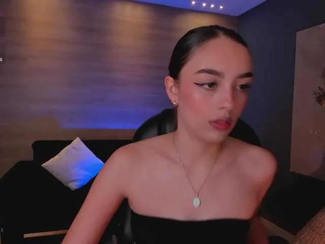 Live sex webcam photo for KaiaFerreira #290683748